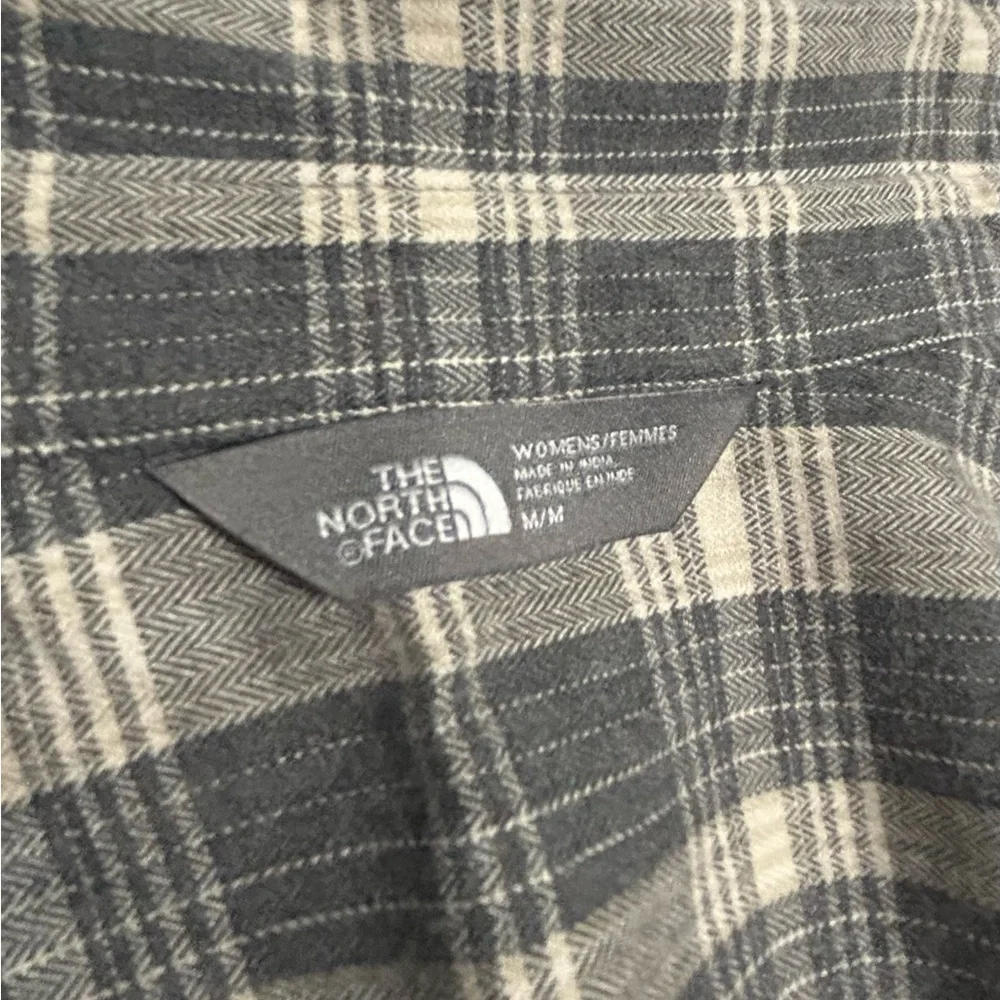 The North Face Gray Plaid Casual Shirt Women’s Size Medium